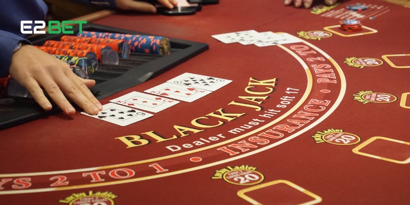 Đặc trưng nhiều bộ bài