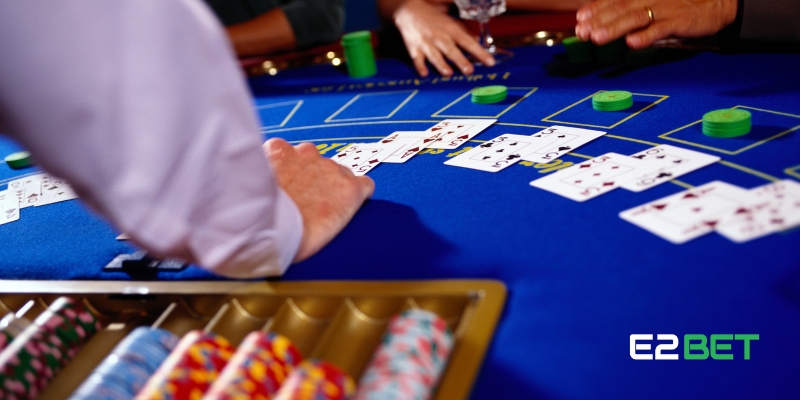 Chiến thuật chinh phục game bài Blackjack multi deck